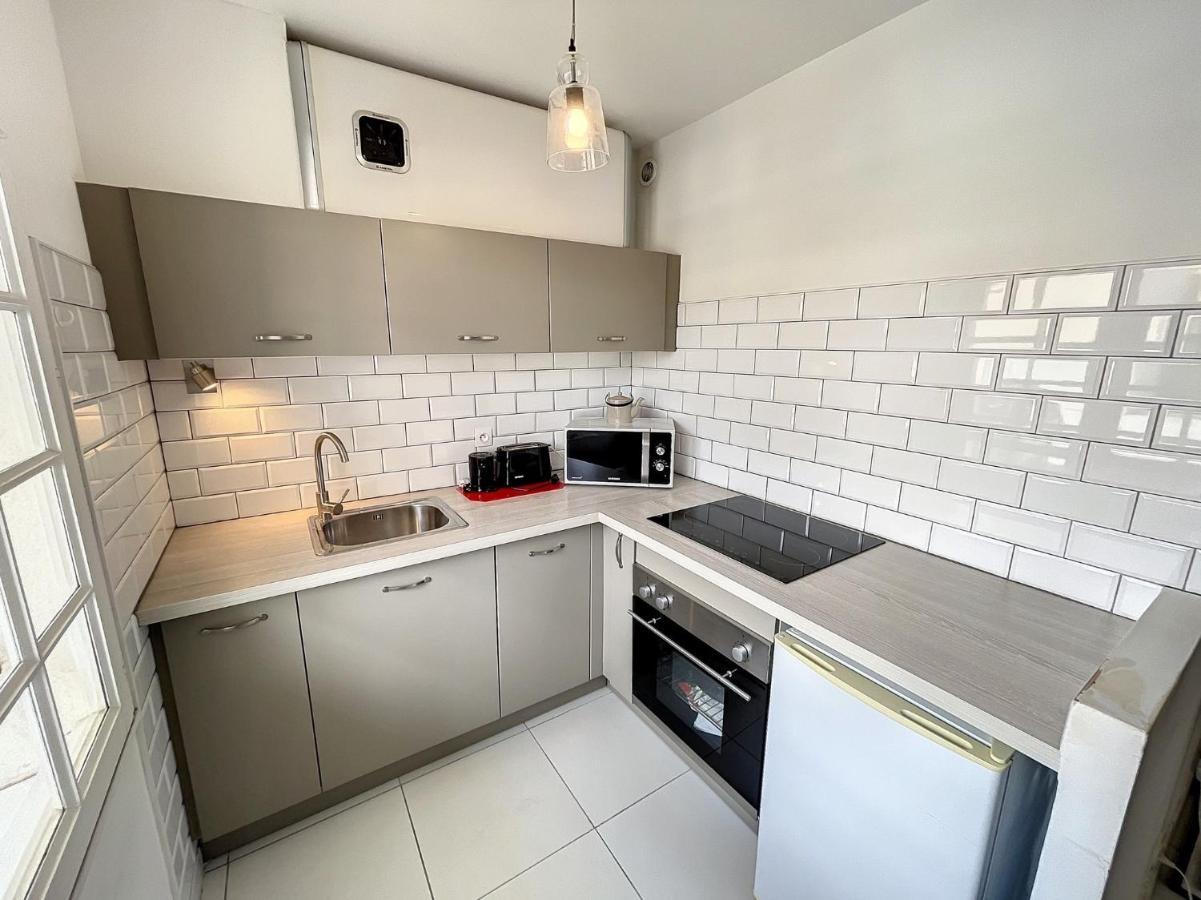 Studio avec parking privé Carqueiranne Extérieur photo